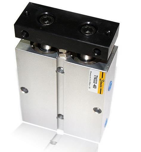 雙軸氣缸.jpg 雙軸氣缸.jpg