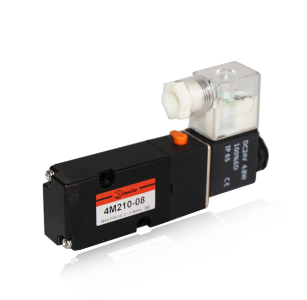 4M210-08.jpg 4M210-08.jpg